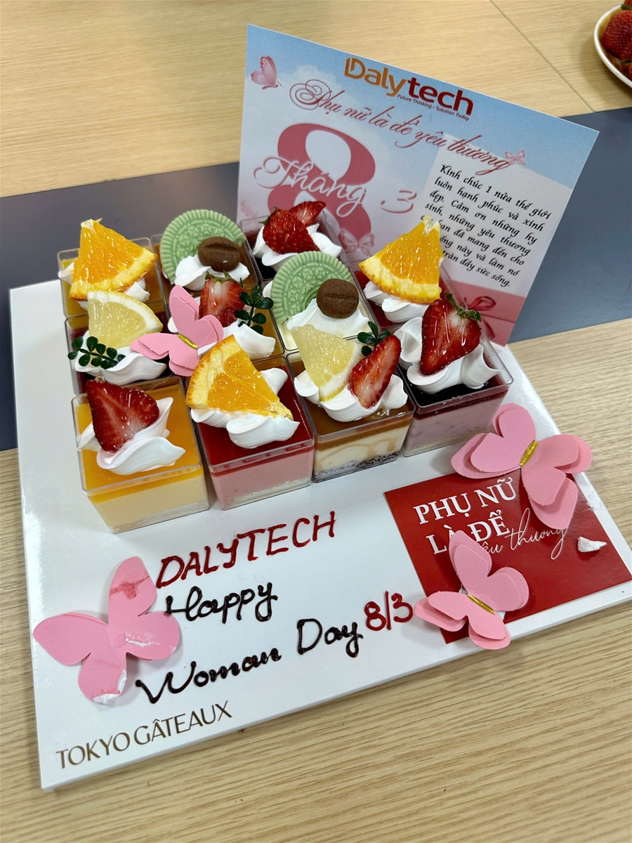 KHÔNG KHÍ VUI TƯƠI CHÀO MỪNG NGÀY 8/3 TẠI DALYTECH