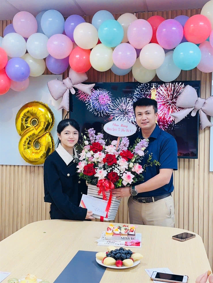 KHÔNG KHÍ VUI TƯƠI CHÀO MỪNG NGÀY 8/3 TẠI DALYTECH