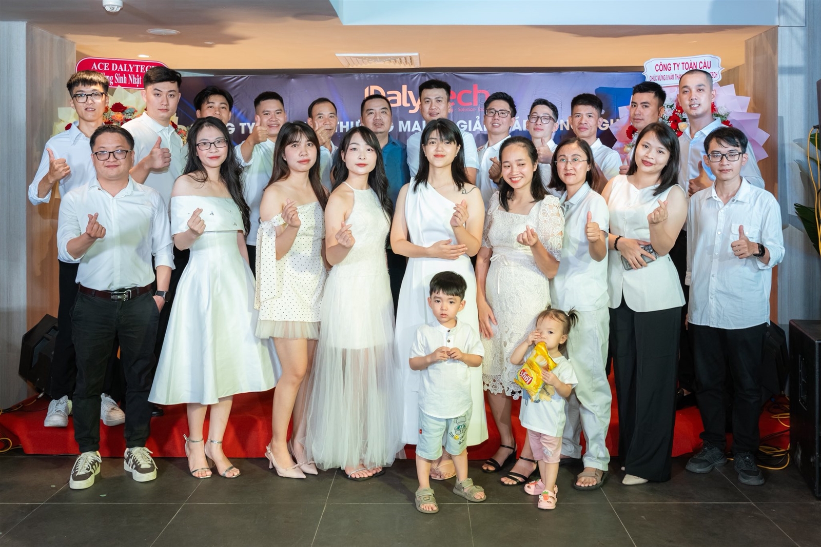 DU LỊCH 2025 - GALA KỶ NIỆM 8 NĂM THÀNH LẬP CÔNG TY