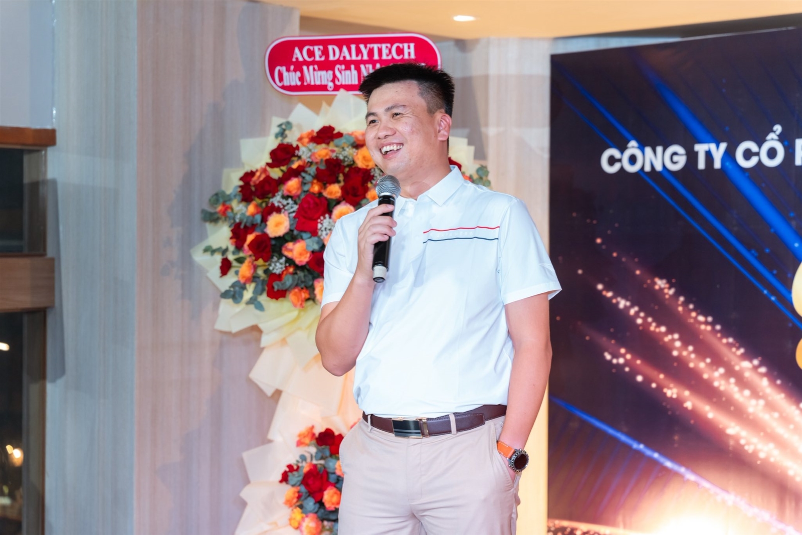 DU LỊCH 2025 - GALA KỶ NIỆM 8 NĂM THÀNH LẬP CÔNG TY