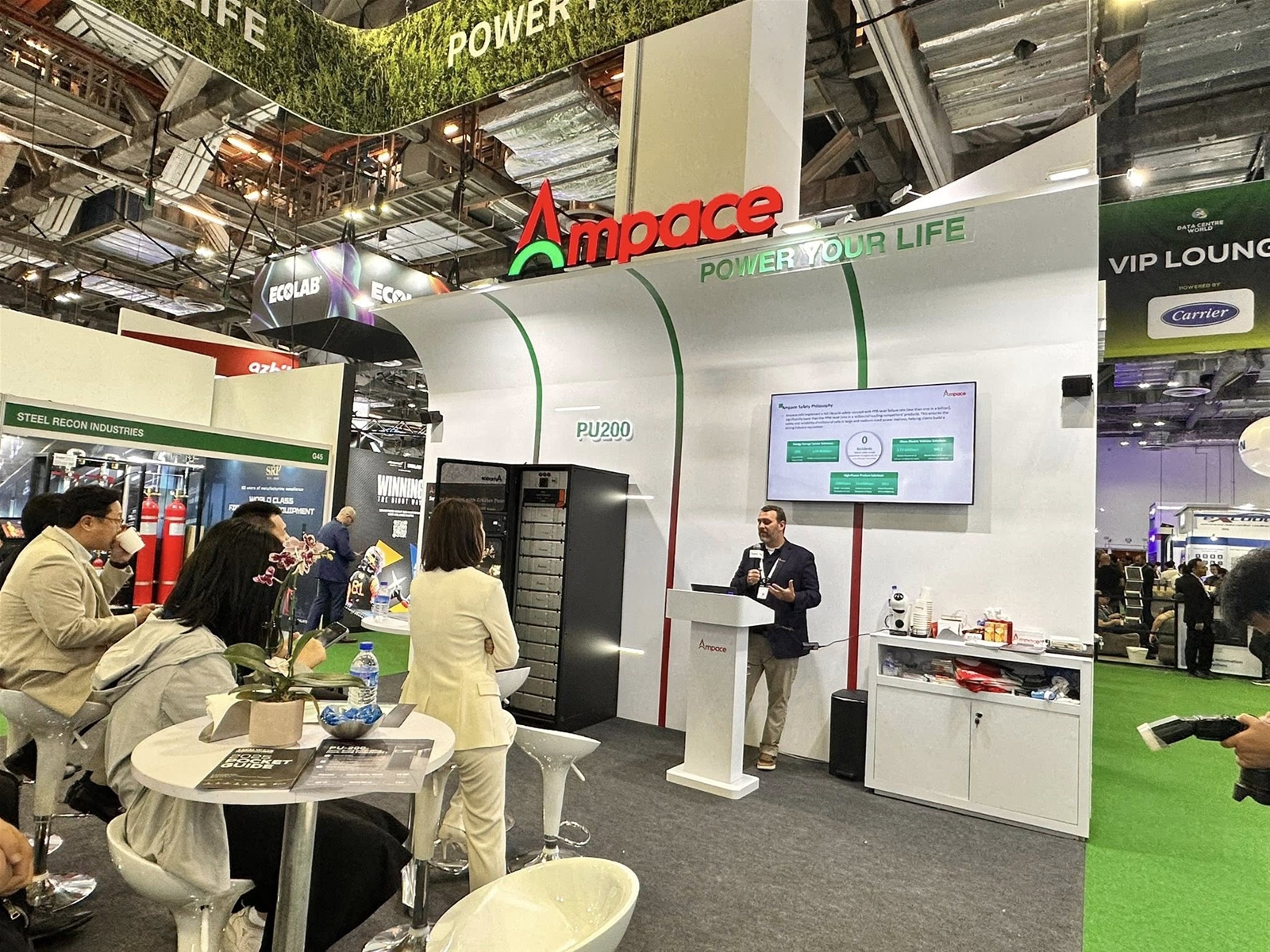 DALYTECH TẠI TRIỂN LÃM DÂT CENTER TECHWEEK SINGAPORE