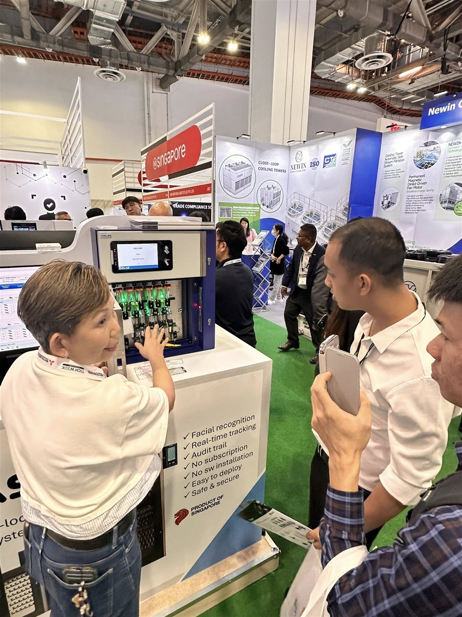 DALYTECH TẠI TRIỂN LÃM DÂT CENTER TECHWEEK SINGAPORE