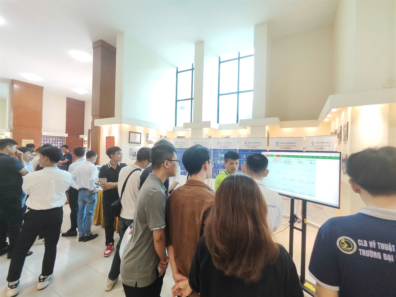 DALYTECH DỰ LỄ KỶ NIỆM 30 NĂM ĐÀO TẠO KỸ SƯ TỰ ĐỘNG HÓA - TRƯỜNG ĐẠI HỌC GIAO THÔNG VẬN TẢI