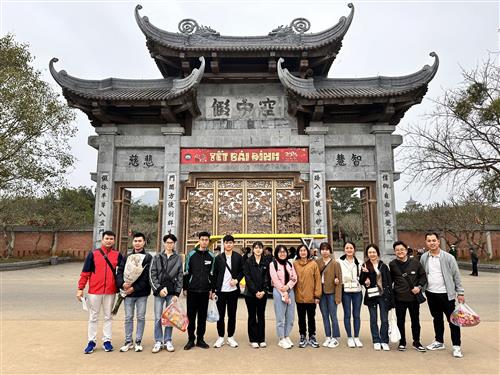 DALYTECH DU XUÂN ĐẦU NĂM GIÁP THÌN 2024